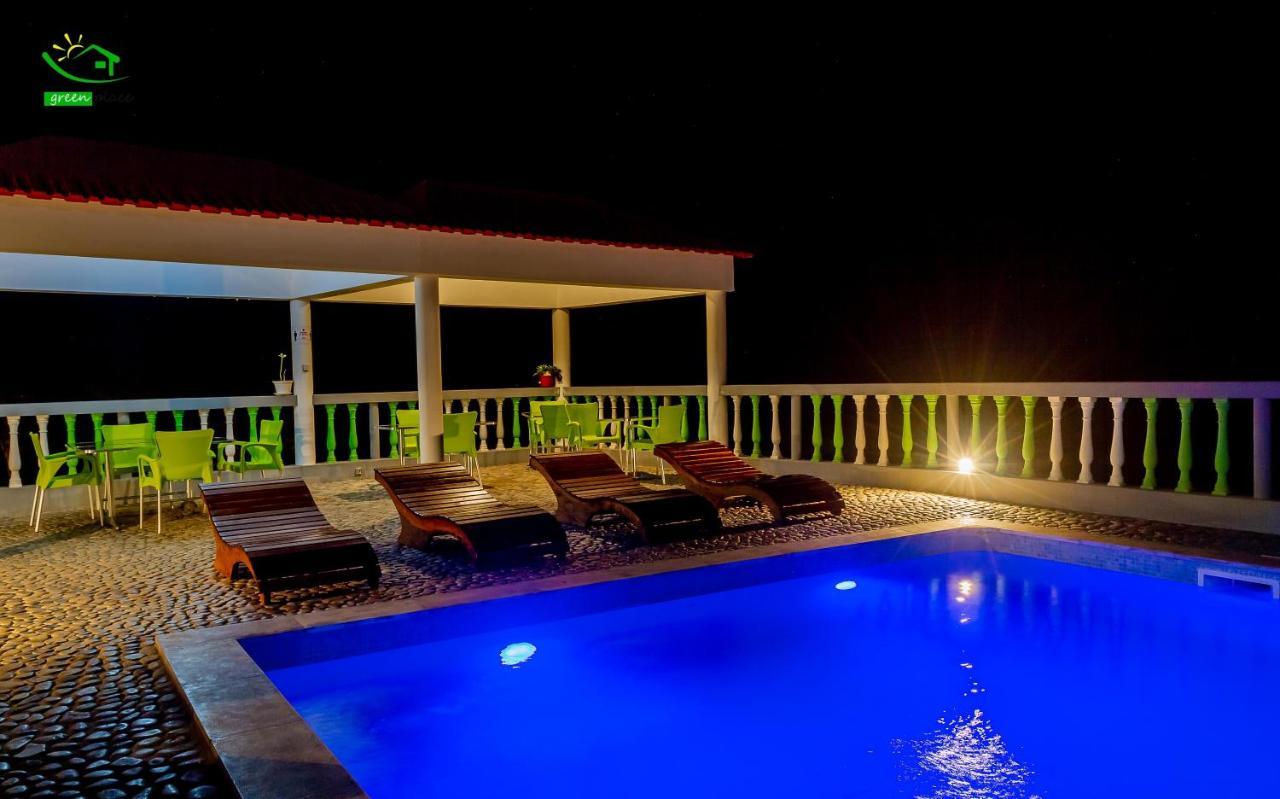 Place Hotel
